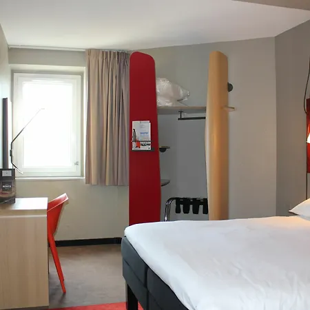 Ξενοδοχείο Ibis Malo Plage 3*